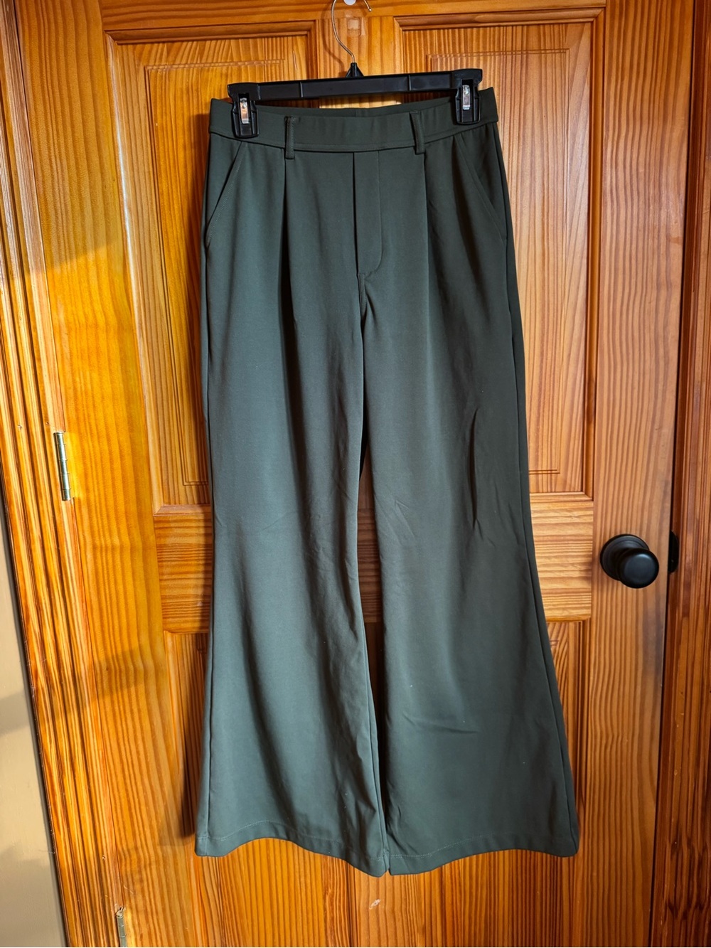 Halara Wide-Leg Women's Pants in Dark Green